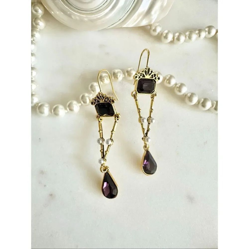 Eggplant purple rhinestone Art Deco dangle earrings with faux pearl